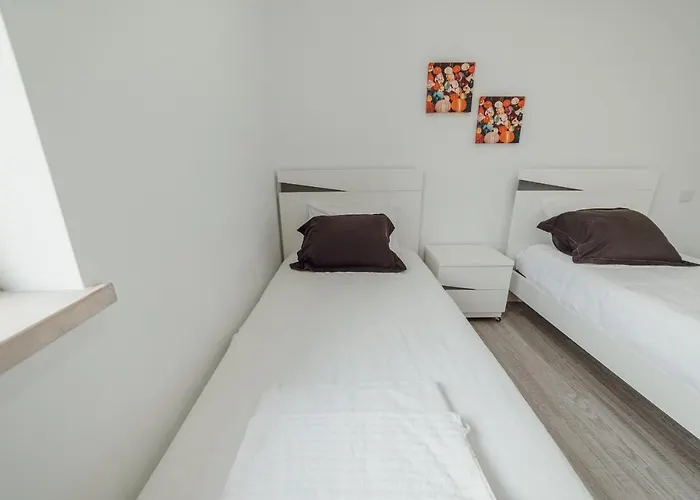 Gaia Terrace With Elevator By Vacationy *