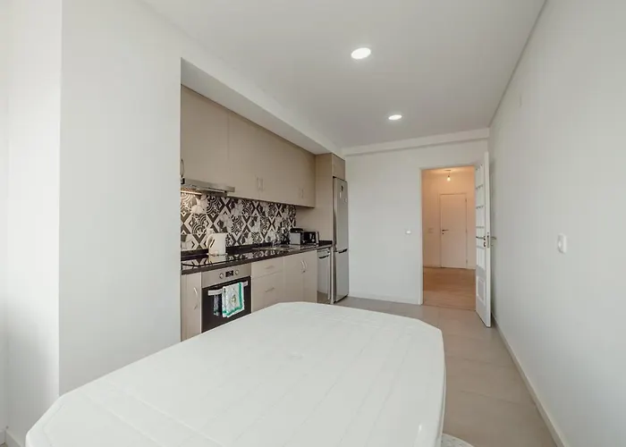 Gaia Terrace With Elevator By Vacationy 포르투