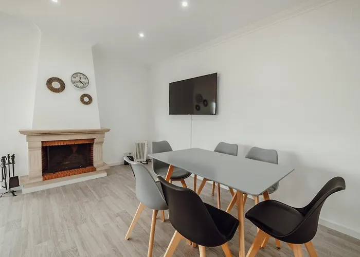 Gaia Terrace With Elevator By Vacationy Oporto