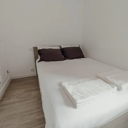 Gaia Terrace With Elevator By Vacationy 公寓 *