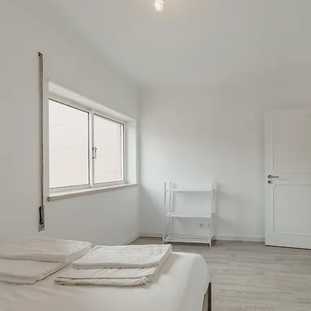 公寓 Gaia Terrace With Elevator By Vacationy *